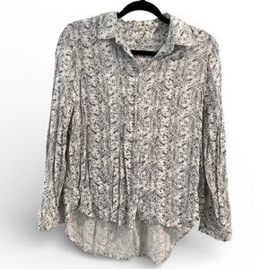 Jane and Delaney Floral Button Down Shirt White Black Medium High Low‎ Rayon